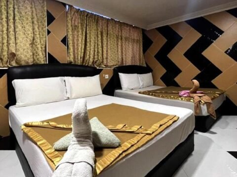 Quad Room