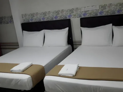 Quad Room